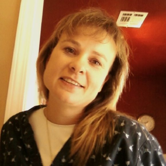 Meet your Posher, Sherie - Picture 1 of 2